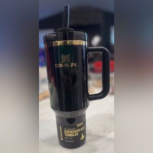 NWT Stanley Wicked Quencher H2.0 Tumbler 40oz